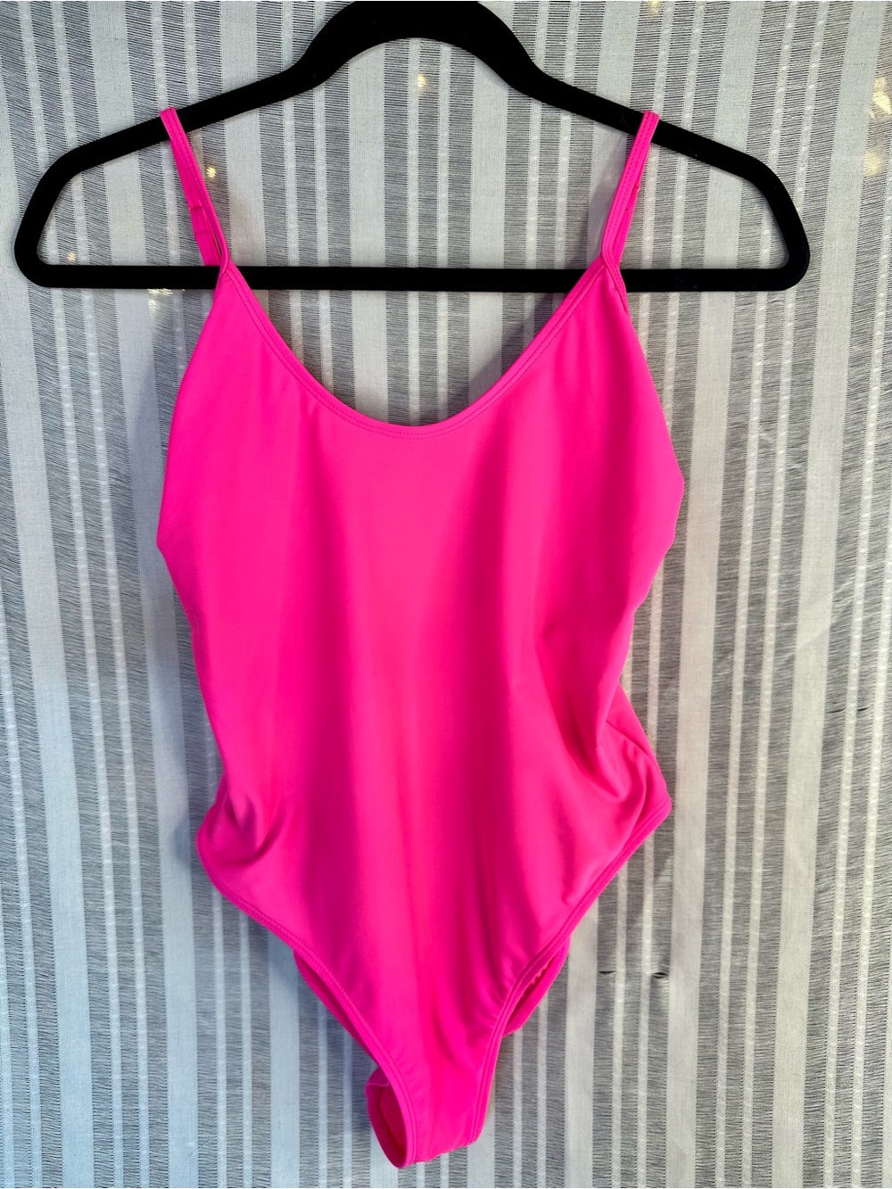Good American Always Sunny One Piece Swimsuit Knockout Pink Size 2 Like New - Picture 3 of 9